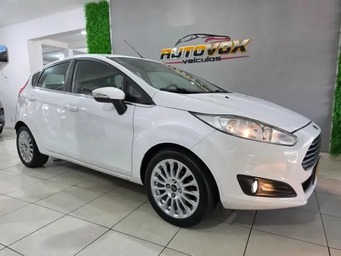 Ford Fiesta Tit.plus 1.0 12V Ecoboost Aut. 5P 2017