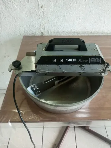 Massera de fazer massa de salgados