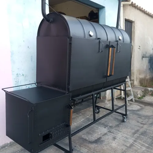 Churrasqueira comercial