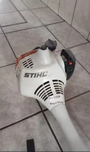 Roçadeira a gasolina 