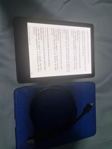 Kindle Paperwhite15gb pouco usado (acompanha capa e carregador original)