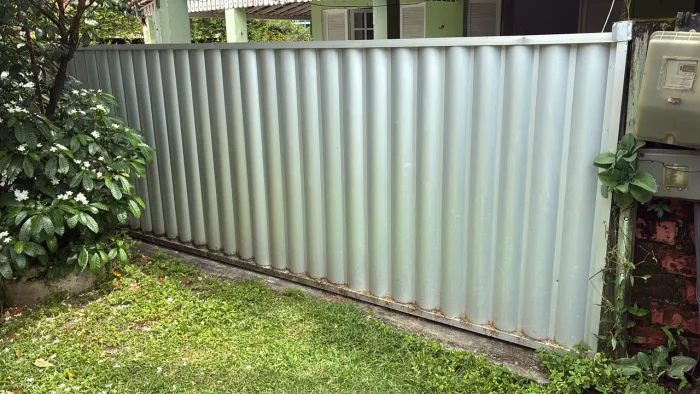 Portão de garagem galvanizado 4,4 metros