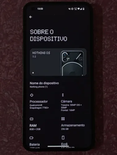 Celular Nothing phone 1, tudo funcionando.