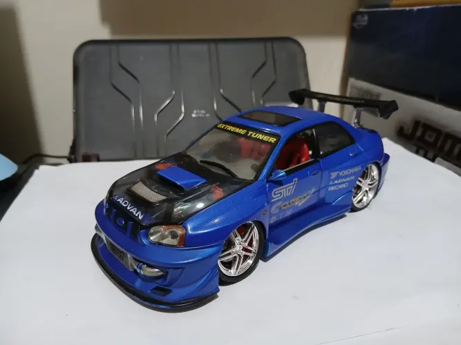 Miniatura kentoys1/24