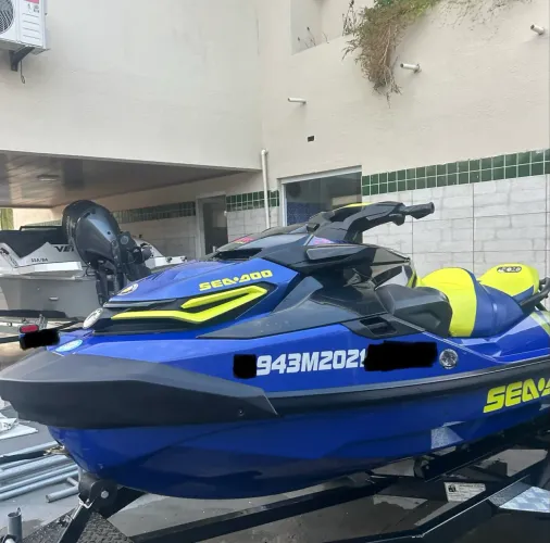 JET SEADOO WAKE PRO 230
