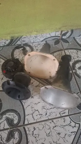 VENDO peças de som automotivo Twitter, corneta