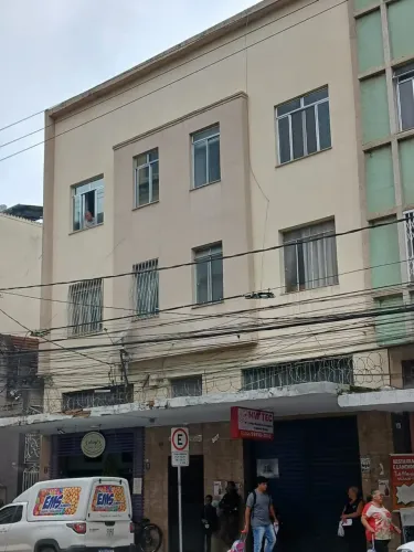 venda de um apartamento 1x4, Reformado no Centro Pronto para Morar | Juiz de Fora/MG