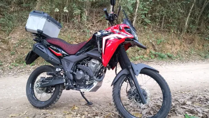 SAHARA RALLY 300/2025 (único dono / sem detalhes / revisões na HONDA (só à vista)