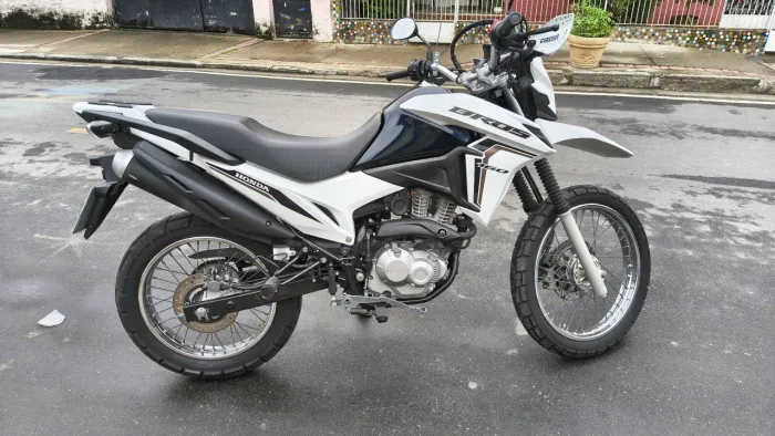 Bros 160 2022 único dono