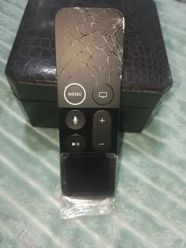Controle Apple TV Siri Remote - No Estado / Para Peças (Leia Descrição)