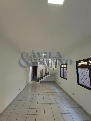 Casa para locação na Vila Prudente, São Paulo-SP: 3 quartos, 1 suíte, 1 sala, 2 banheiros,