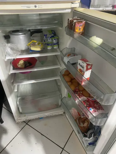 Geladeira boa 