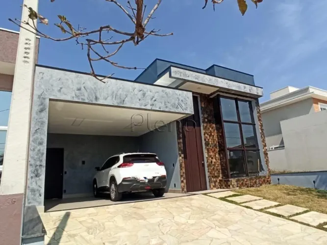 Casa a Venda no Condomínio Flor da Serra em Valinhos, no bairro Residencial Santa Maria.