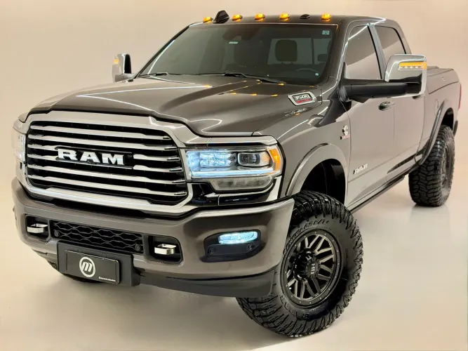 Ram 3500 Limited Longhorn 6.7 TB CD Diesel 2024