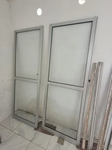 Vendo porta de vidro 