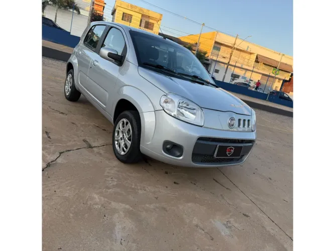 Fiat Uno Vivace/rua 1.0 EVO Fire Flex 8V 5P 2014