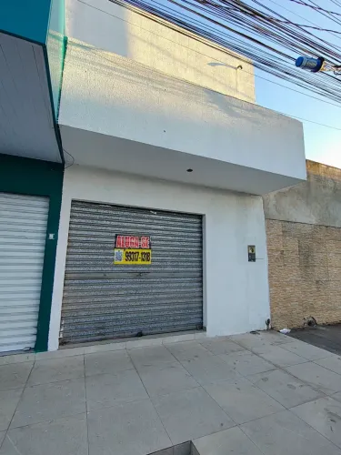 Alugo ponto comercial no Graciliano Ramos com 4 salas - Maceió - AL