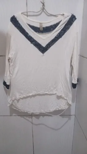 Camisa Branca com Paetê Preto Feminino M