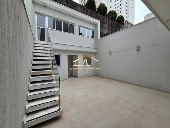Casa Sobrado fins comerciais / residencial
