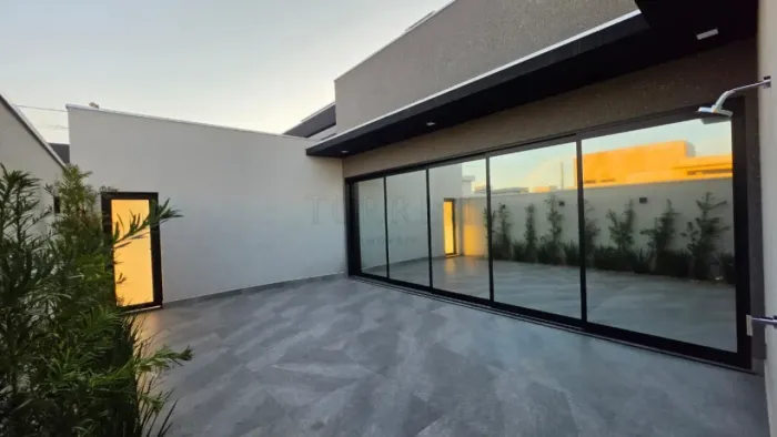 Casa Térrea para Locação no Condomínio Villa de León 1 | Piratininga/SP