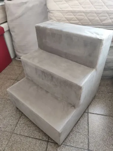 Escada de pet . Perfeito estado
