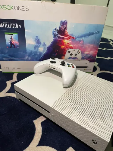 XBOX ONE S 1TB