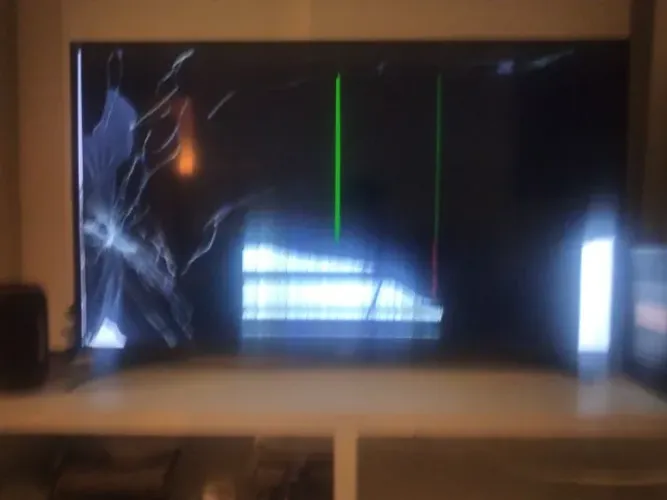 Tv Samsung 42 TELA QUEBRADA