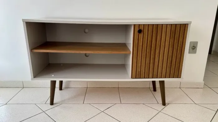 Rack retrô para TV