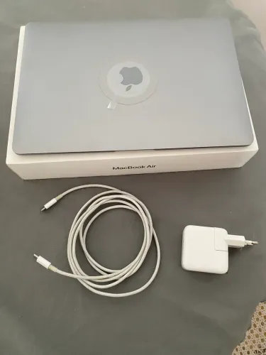 Macbook Air Apple M1 13 Polegadas 8gb 256gb - Bateria 97%