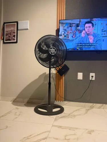 Ventilador de Pé