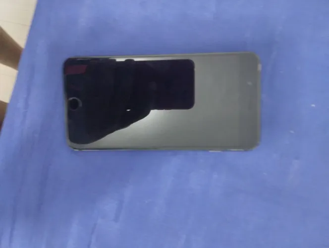 Vendo Apple iPhone 8 Plus para retirada de peças (placa com defeito)