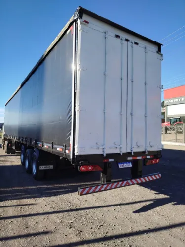 Carreta sider Randon ano 2005 30 paletes