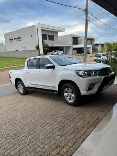 Toyota Hilux CD SRV 4X4 2.8 TDI Diesel Aut. 2016