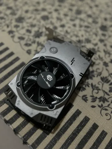 RX 550 4GB GDDR5 128 Bits MLLSE - HDMI / DP / DVI