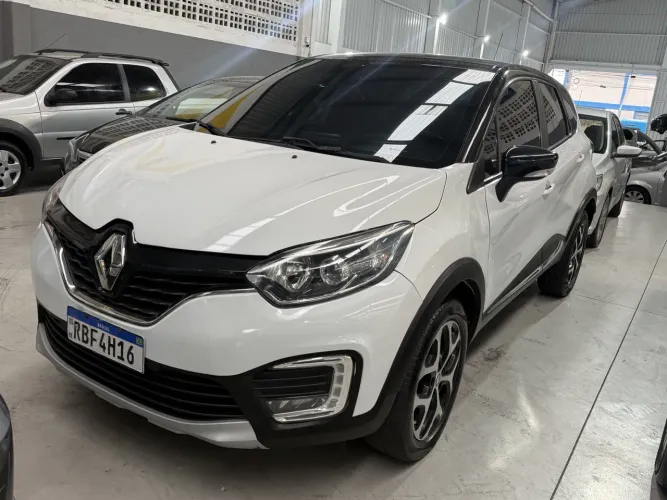 Renault Captur Bose 1.6 CVT 2021