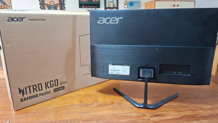 Acer Nitro KG240Y 180Hz IPS para reparo/retirada de peças