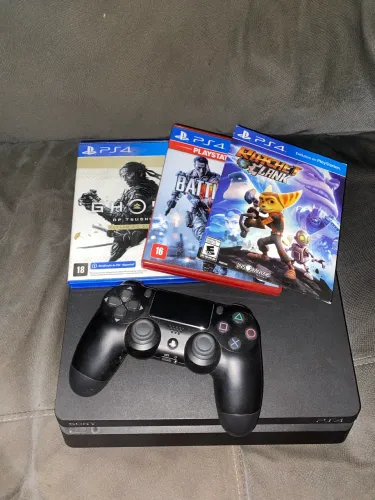Ps4 slim 1TB