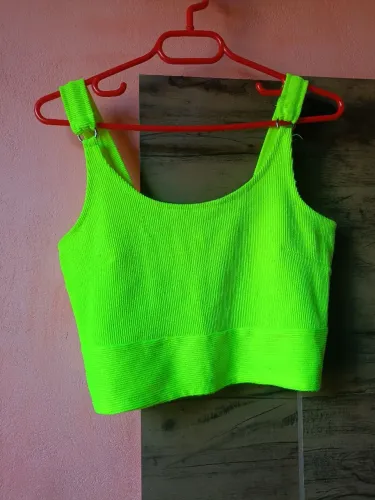 Blusas neon tamanhos M bazar