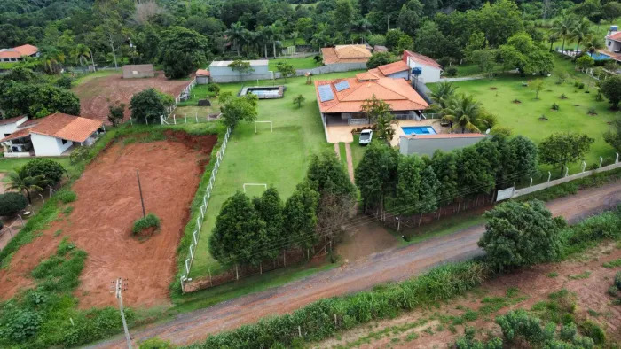 Vende-se Chacara linda