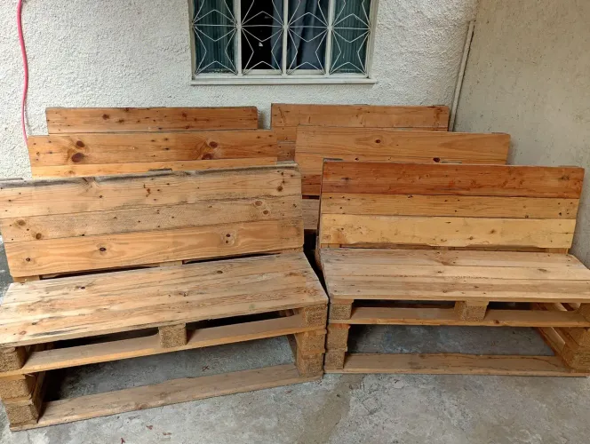 Jogo de mesa e cadeira pallet