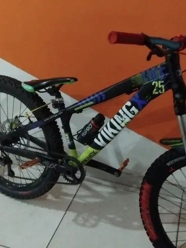 Bicicleta Vikingx tuf 25