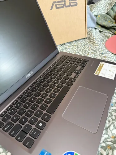 Notebook ASUS X515 - Prata - Estado de novo