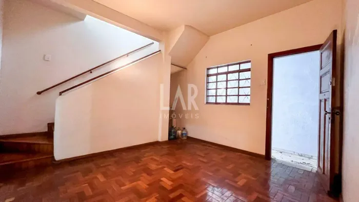 Casa Comercial para aluguel, 3 quartos, Santa Efigênia - Belo Horizonte/MG