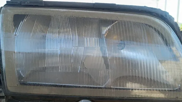 Farol L.E. Mercedes série C w202 95 a 99
