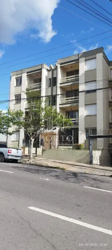 Venda - 3 dormitórios c/ 1 suíte - Centro - Caxias do Sul - RS