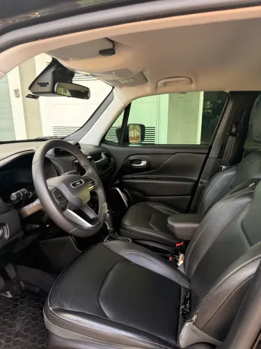 Jeep Renegade Long. T270 1.3 TB 4X2 Flex Aut. 2023