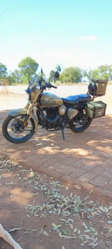 Classic 350 militar toda equipada