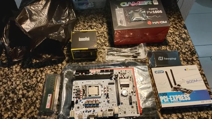 Montagem de computador e instalação de SSD