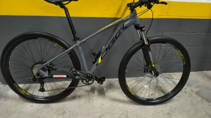 Oggi Hacker HDS Shimano ESSA 8V Semi Nova + NF