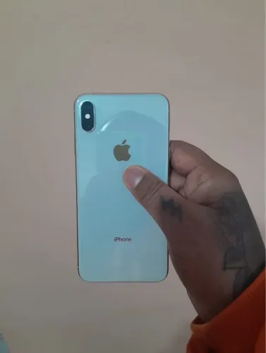 iPhone XS Max 256 gb branco novo sem arranhões  